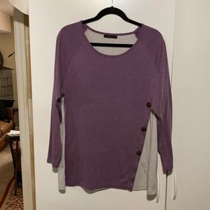 Adorable Transitional heather lavender long sleeve cozy soft tunic top/blouse.✨